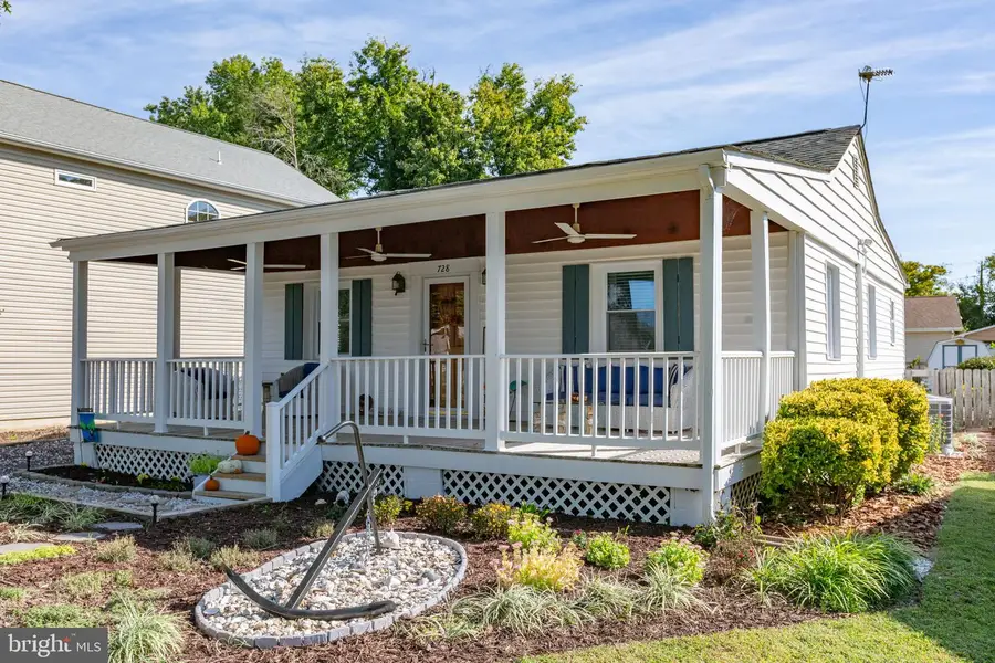 728 Marshall Ave, Colonial Beach, VA 22443 - #2