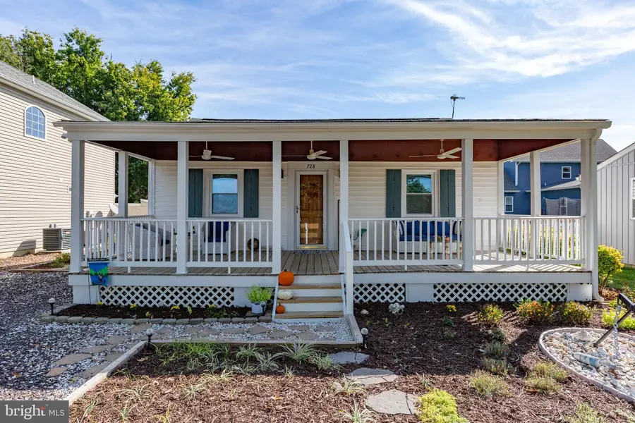 728 Marshall Ave, Colonial Beach, VA 22443 - #3