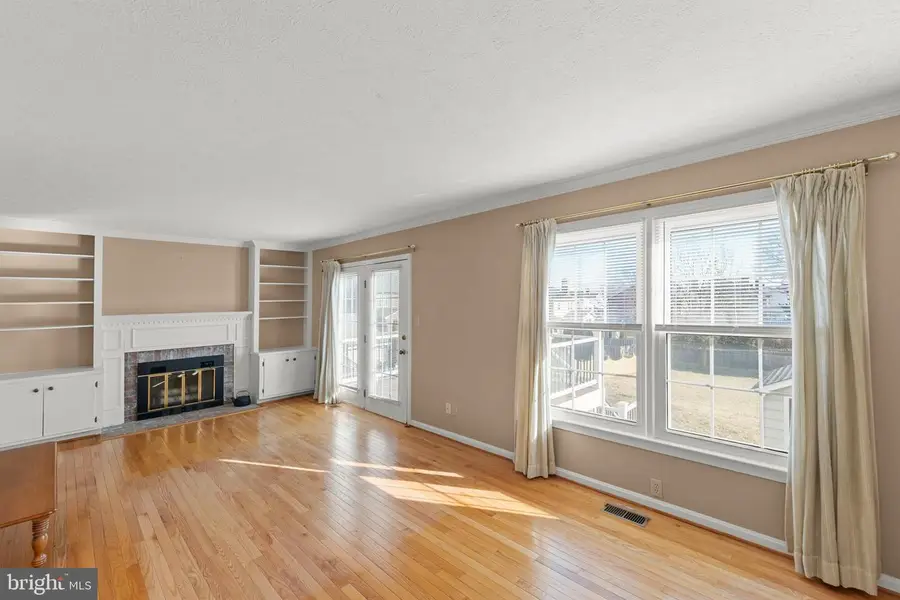 2116 Stoneleigh Dr, Winchester, VA 22601 - Image #3