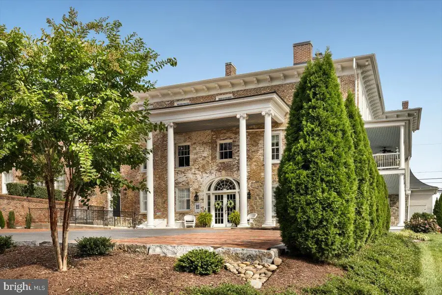 411-302 N Loudoun St, Winchester, VA 22601 - #3