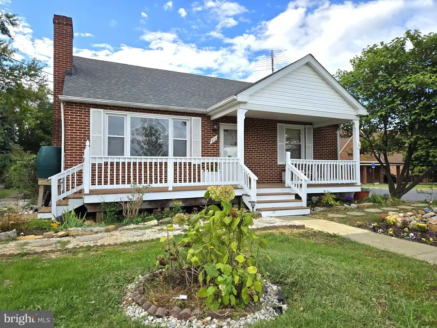 513 Van Fossen St, Winchester, VA 22601 - #3