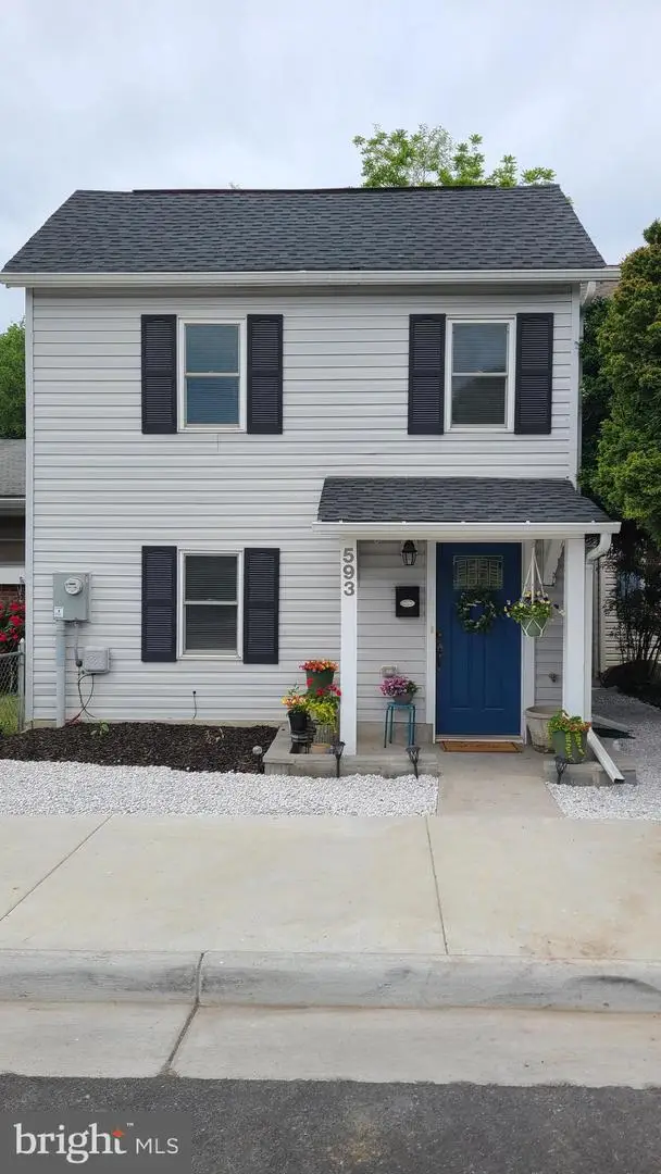 593 N Kent St, Winchester, VA 22601 - #1