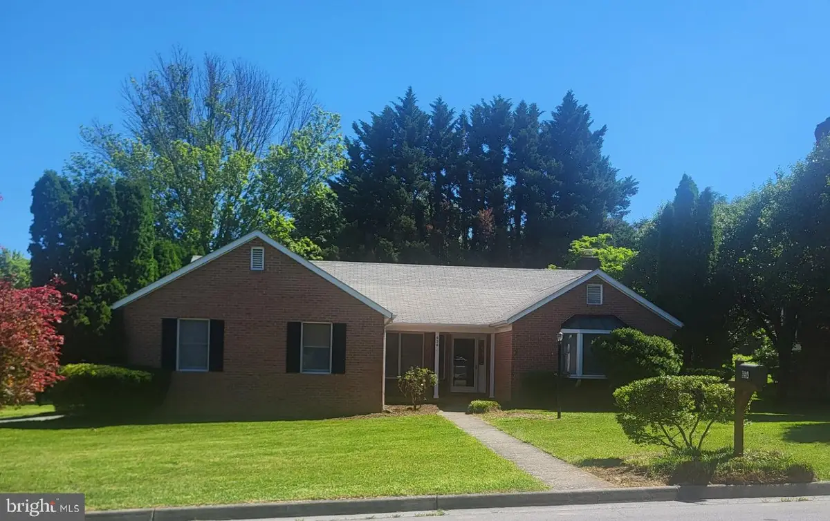 654 Treys Dr, Winchester, VA 22601 - #1