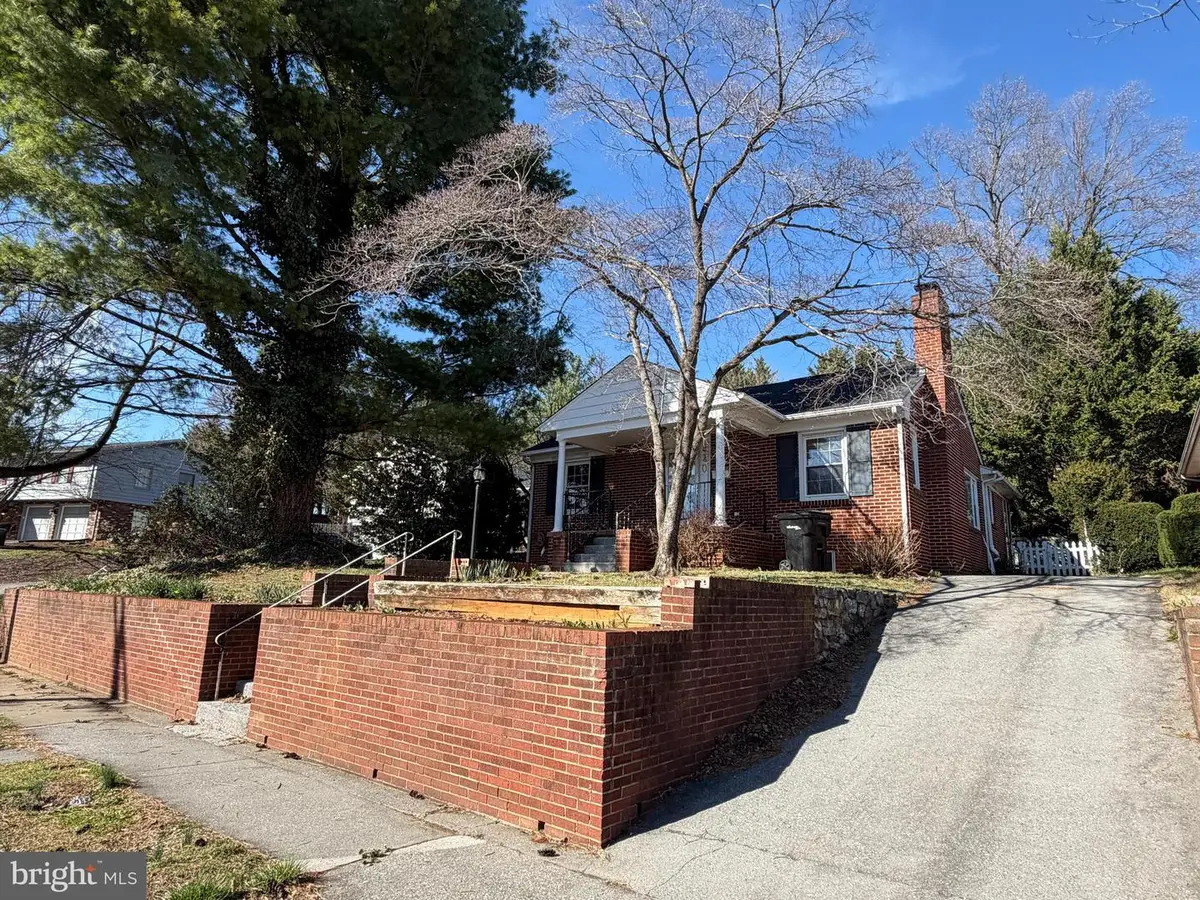 540 Bellview Ave, Winchester, VA 22601 - #1