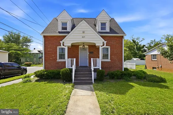 601 Gray Ave, WINCHESTER, VA 22601