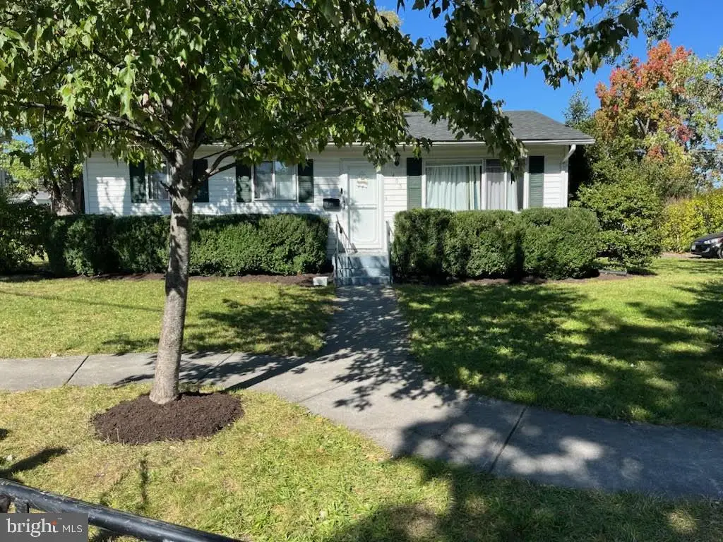 405 Shenandoah Ave, Winchester, VA 22601 - #1