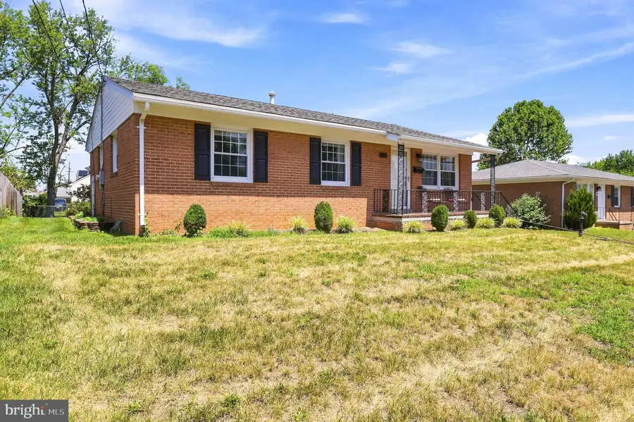 912 Allen Dr, Winchester, VA 22601 - #2
