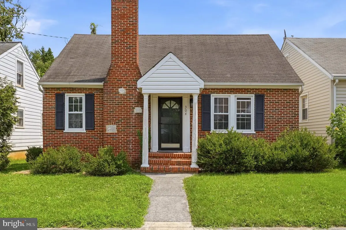 304 Shenandoah Ave, Winchester, VA 22601 - #1