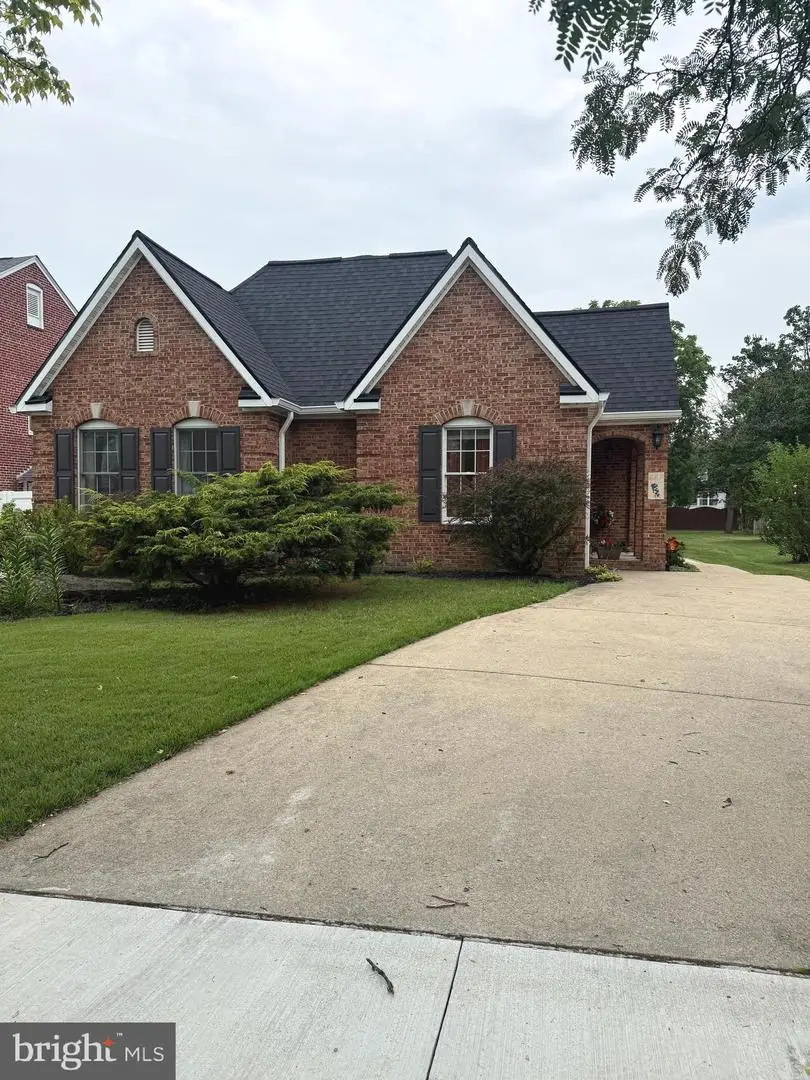 687 Woodland Ave, Winchester, VA 22601 - #1