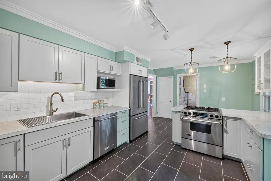 608 Bellview Ave, Winchester, VA 22601 - #2