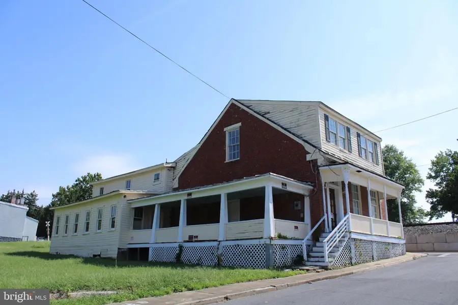 224 Sharp St, Winchester, VA 22601 - #3