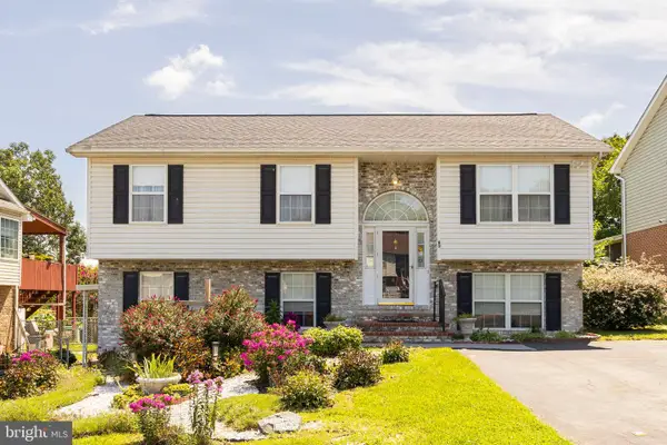 63 Riflemen Ln, WINCHESTER, VA 22601