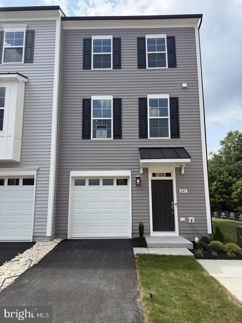 249 Monteith Dr, Winchester, VA 22601 - #1