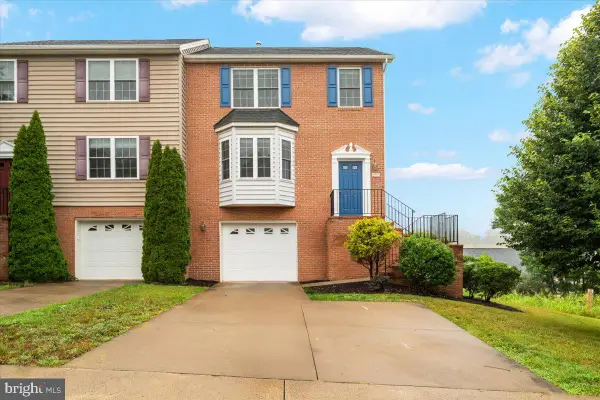 1957 Cidermill Ln, WINCHESTER, VA 22601