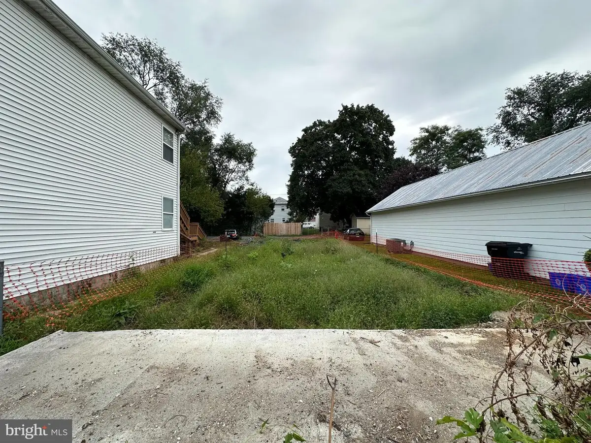 548 Fremont St, Winchester, VA 22601 - #1