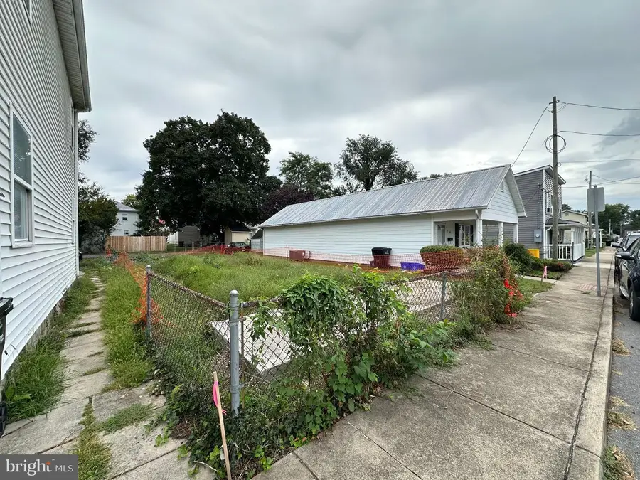 548 Fremont St, Winchester, VA 22601 - #2