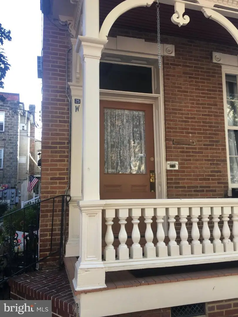 25 W Boscawen St, Winchester, VA 22601 - #2