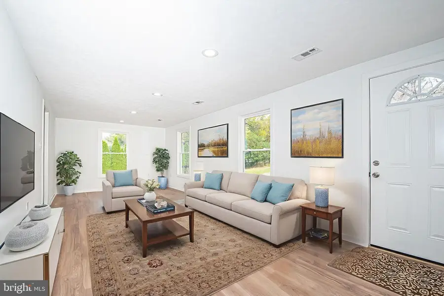 26 Ridgedale Ln, Front Royal, VA 22630 - Image #2