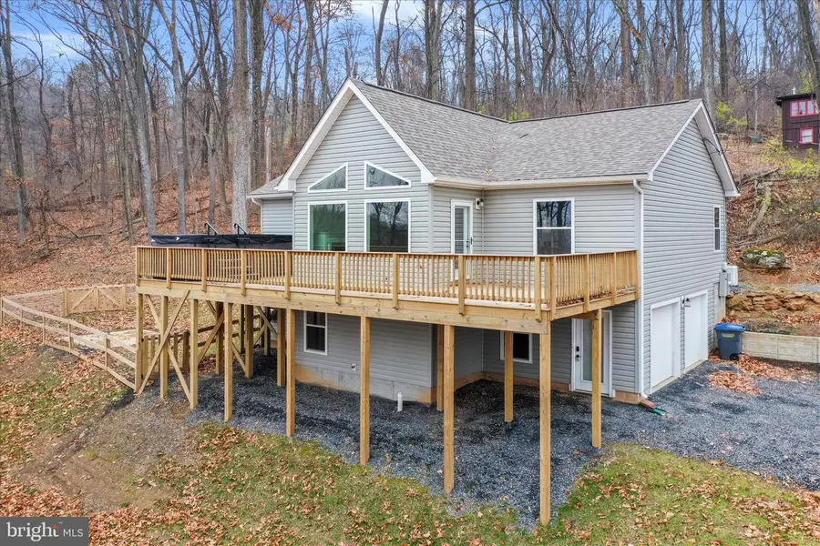 401 Bragg Dr, Front Royal, VA 22630 - Image #2