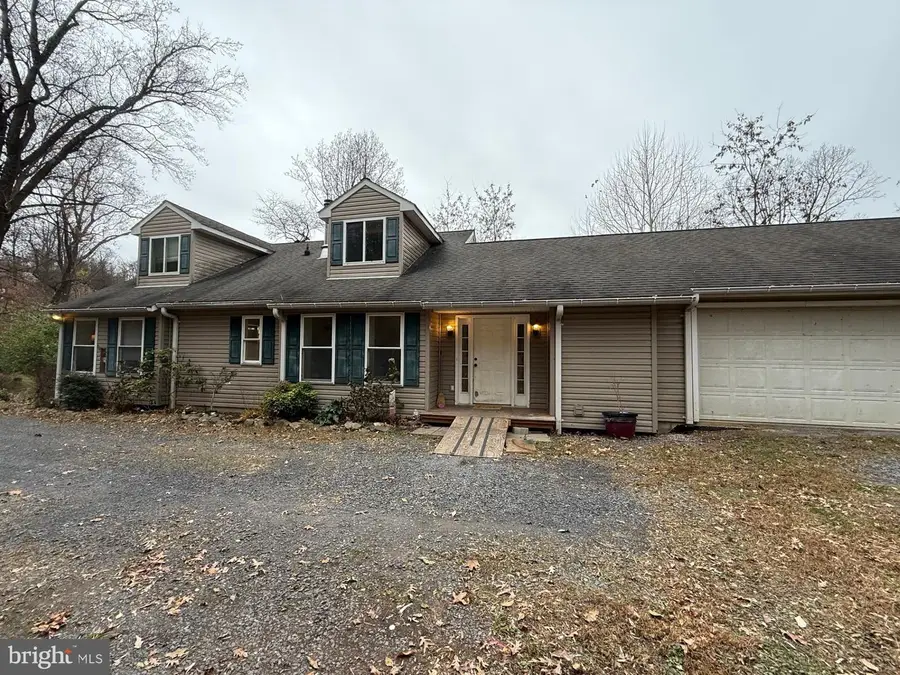 521 Northern Spy Dr, Linden, VA 22642 - Image #3