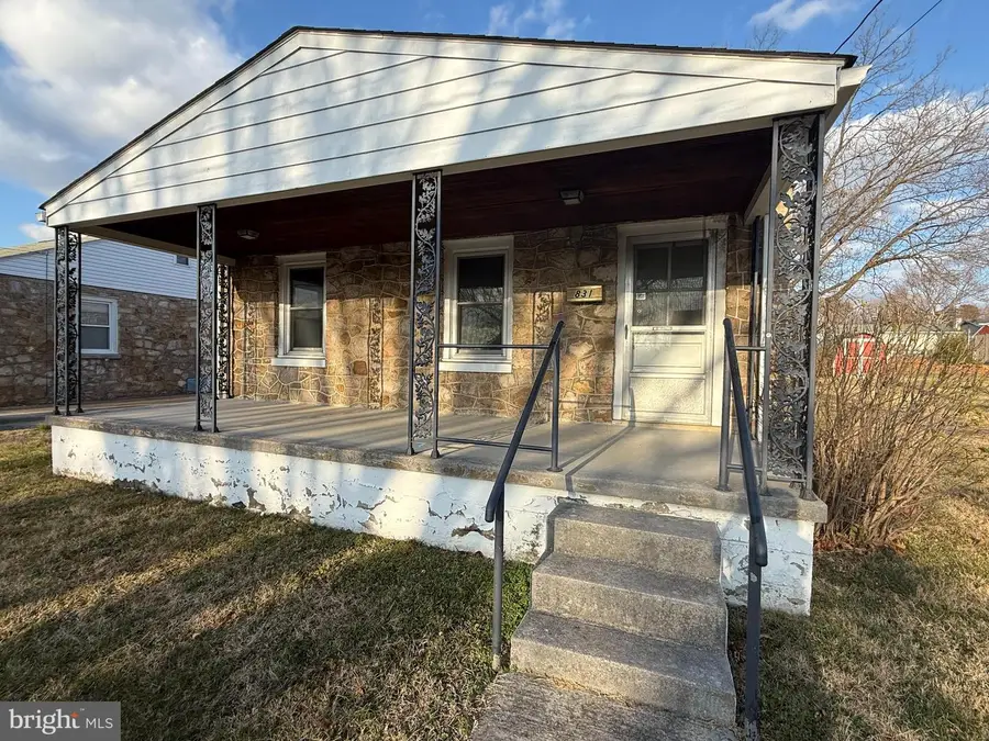 831 W 13th St, Front Royal, VA 22630 - Image #2