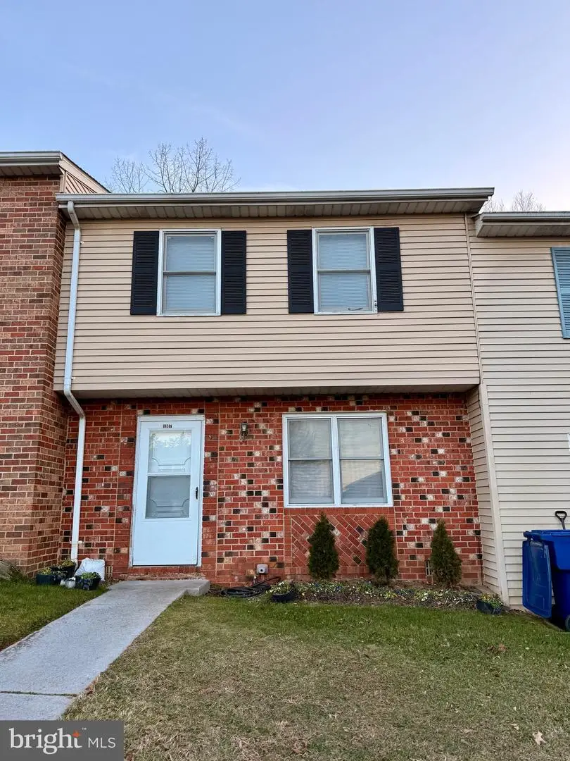 1307 Robinhood Ln, Front Royal, VA 22630 - Image #1