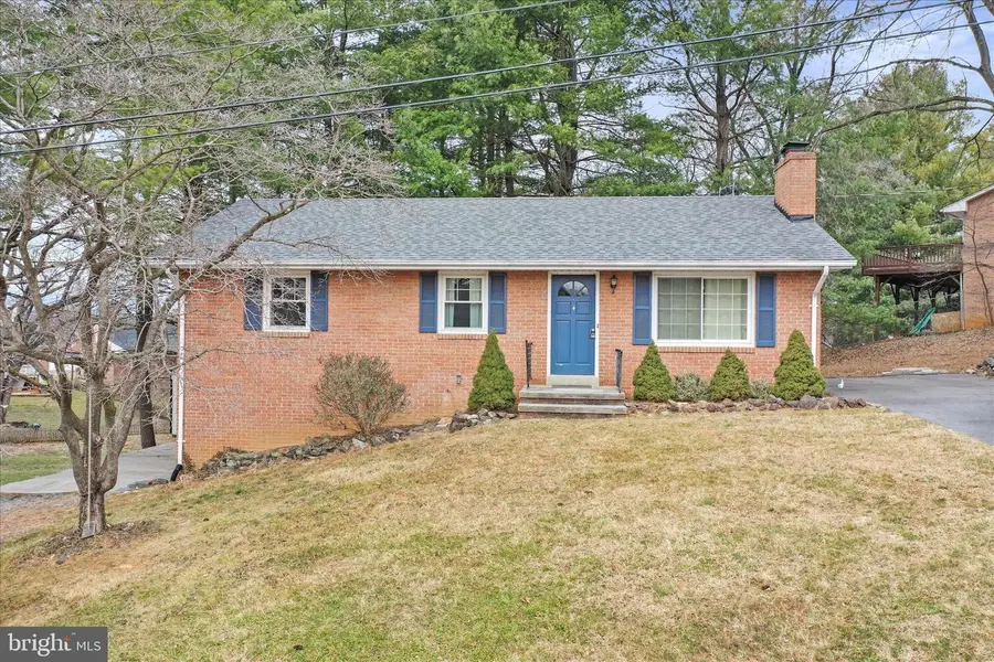 4 Evelyn Ct, Front Royal, VA 22630 - Image #2