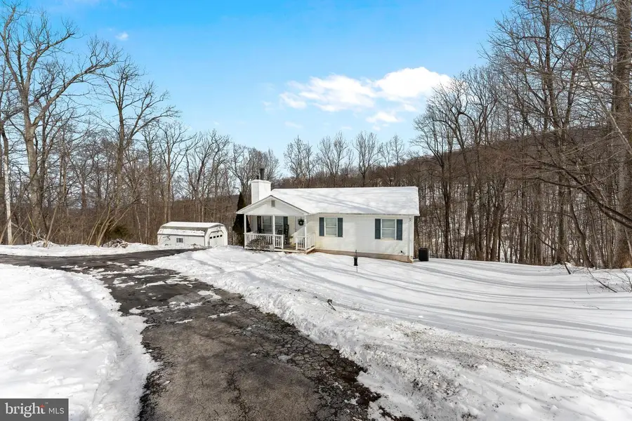 250 Ridge Top Ln, Linden, VA 22642 - Image #3