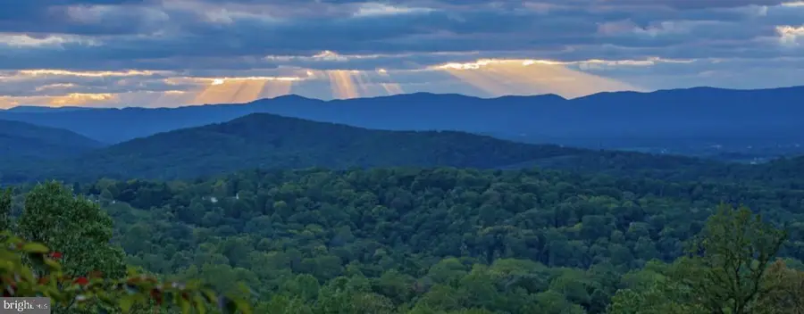 500 Delicious Rd, Linden, VA 22642 - #3