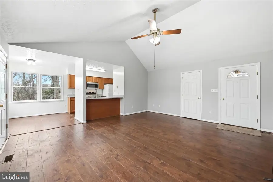 588 Apple Orchard Dr, Linden, VA 22642 - #2