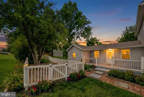 671 Pine Ridge Dr, FRONT ROYAL, VA 22630