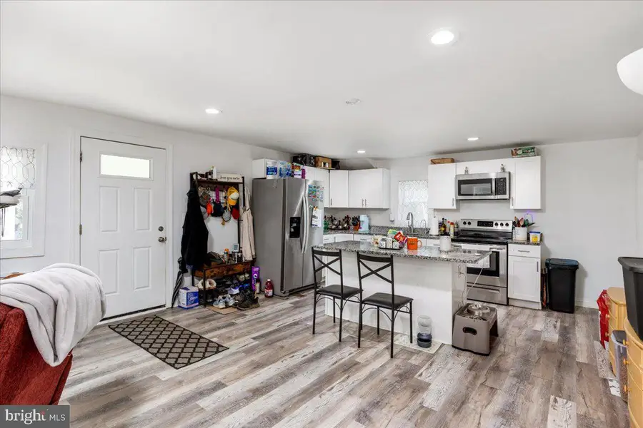 79 Bentonville Rd, Bentonville, VA 22610 - #3