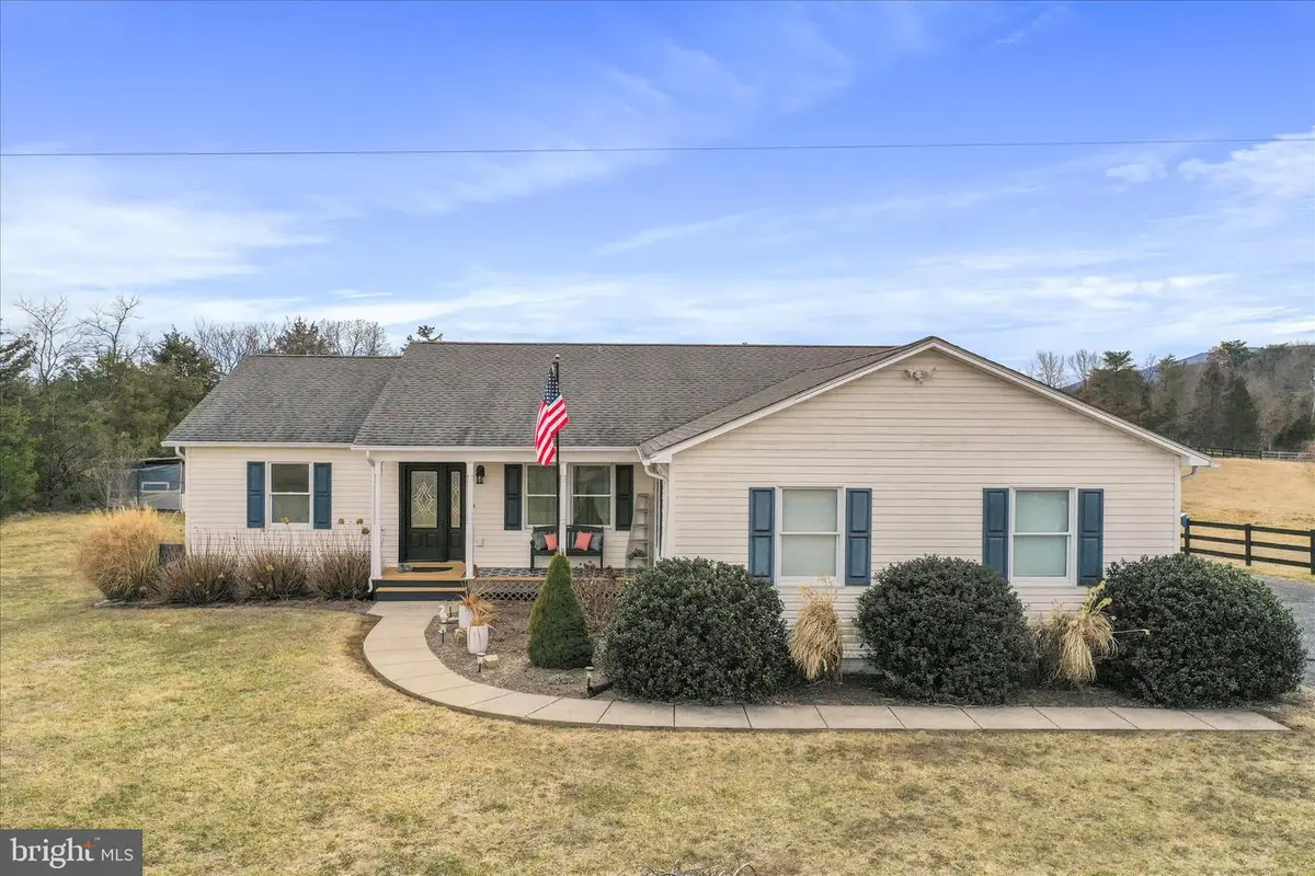 5670 Long Meadow Rd, Middletown, VA 22645 - #1