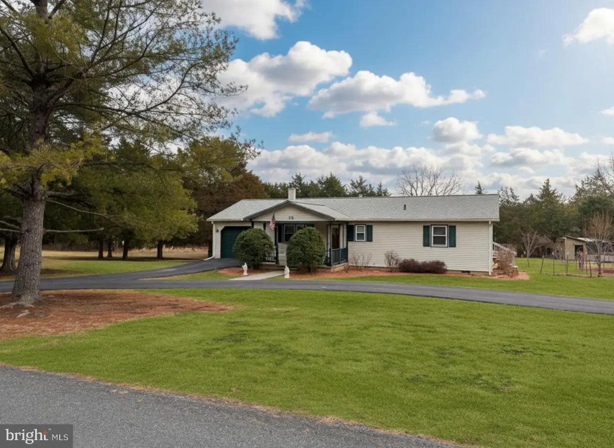 15 River Lakes Dr, Strasburg, VA 22657 - #1