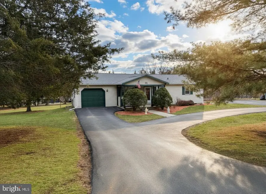 15 River Lakes Dr, Strasburg, VA 22657 - #3