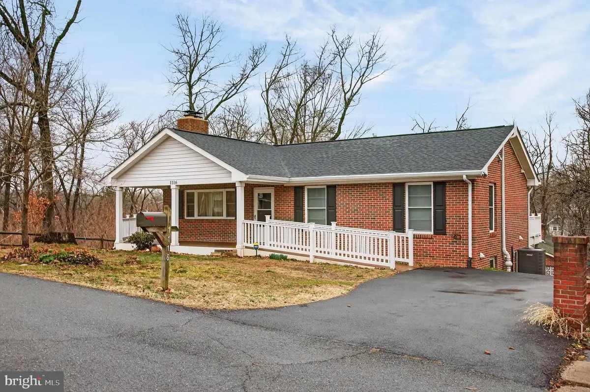 1116 Summit Ave, Front Royal, VA 22630 - #1
