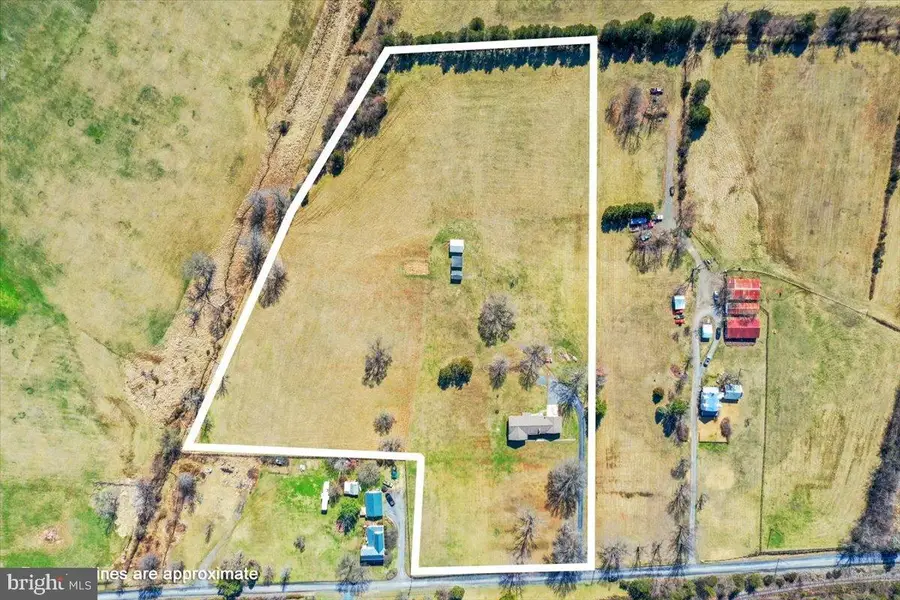 550 Bucks Mill Rd, Strasburg, VA 22657 - #2