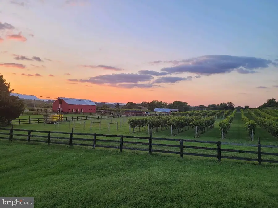 107 Highfield Ln, Front Royal, VA 22630 - #2