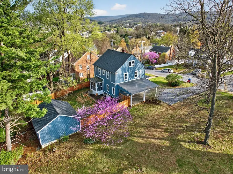 213 W 1st St, Front Royal, VA 22630 - #2
