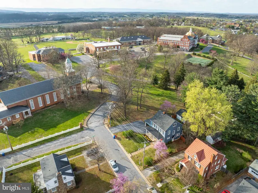 213 W 1st St, Front Royal, VA 22630 - #3