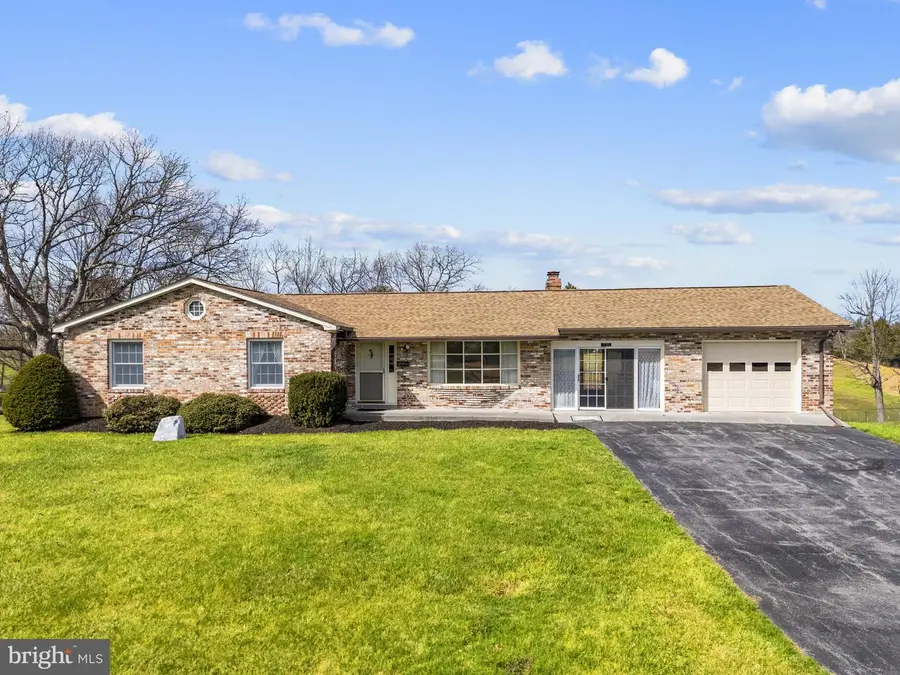 731 Kendrick Ford Rd, Front Royal, VA 22630 - #2