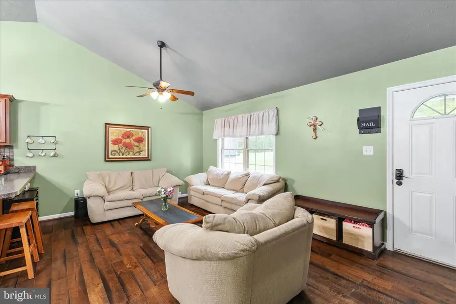 23 Cherrywood Rd, Front Royal, VA 22630 - #3