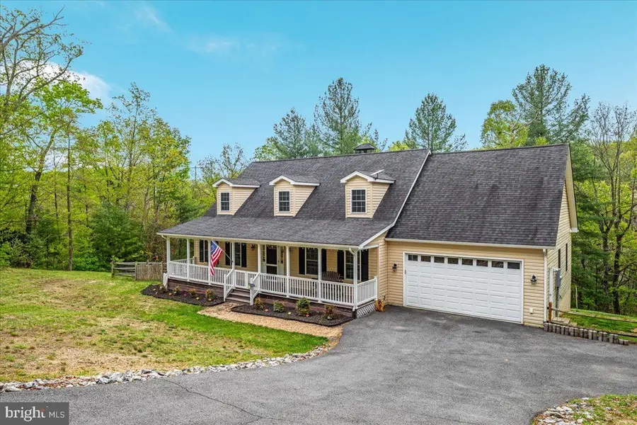220 Deerhaven Rd, Front Royal, VA 22630 - #2