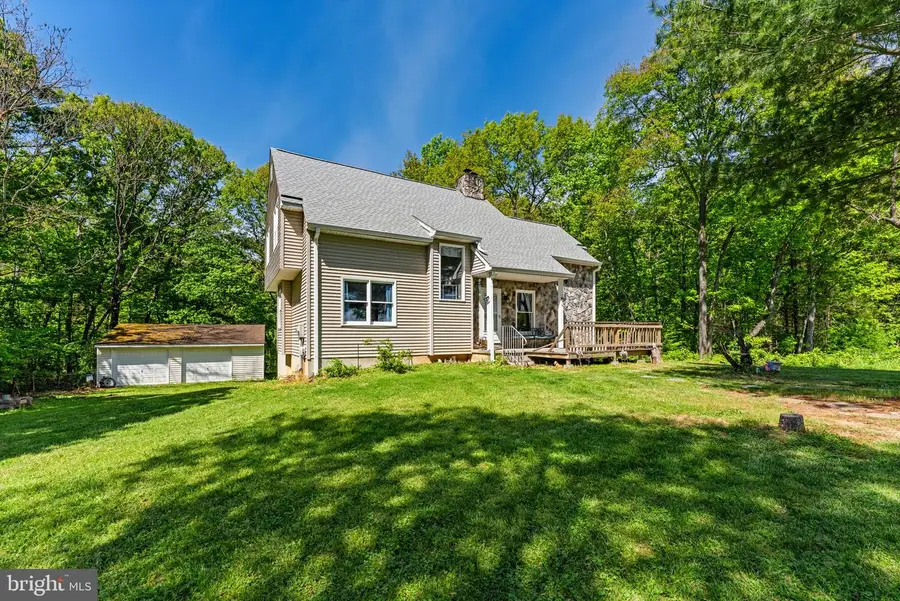 102 Hall Rd, Front Royal, VA 22630 - #3