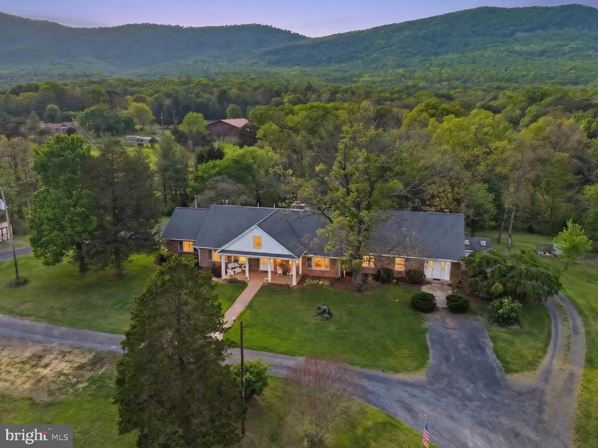 165 Wilson Burke Rd, Front Royal, VA 22630 - #1