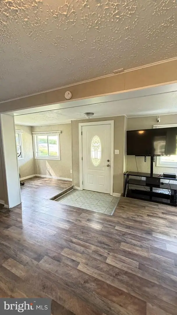 45 Figgins Rd, Front Royal, VA 22630 - #3