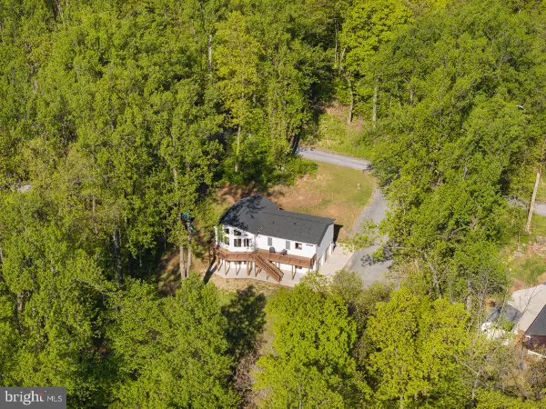 2668 High Top Rd, LINDEN, VA 22642