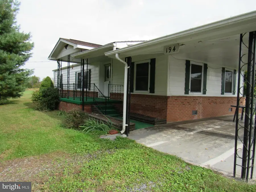 172 Rogers Mill Rd, Strasburg, VA 22657 - #3