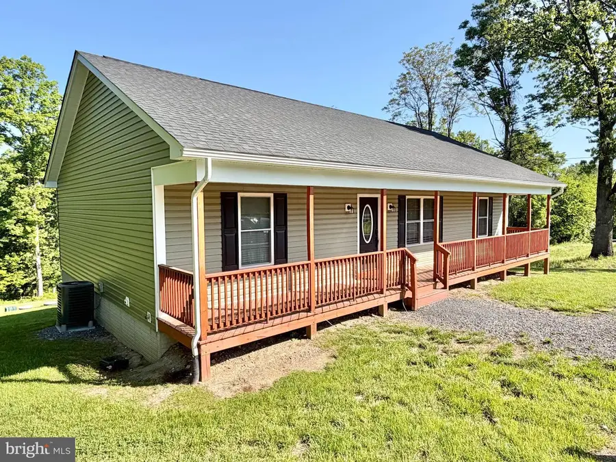 643 Pine Ridge Dr, Front Royal, VA 22630 - #3
