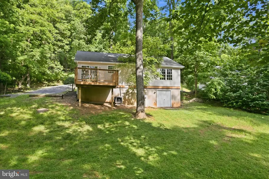 997 Wilderness Rd, Linden, VA 22642 - #3